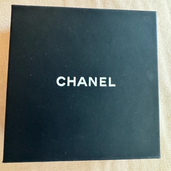 CHANEL DANGLE STUD LARGE CC EARRINGS - Picture 6 of 6